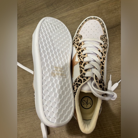 Women’s Shoes, Never worn, Size 8 - Picture 4 of 4